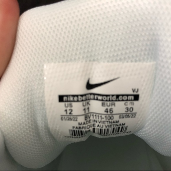Nike SHOX R4 StockX